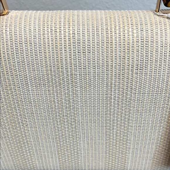 Tommy Bahama | Natural Satchel w/ Detachable Crossbody Strap & Bamboo Handles - Picture 8 of 13